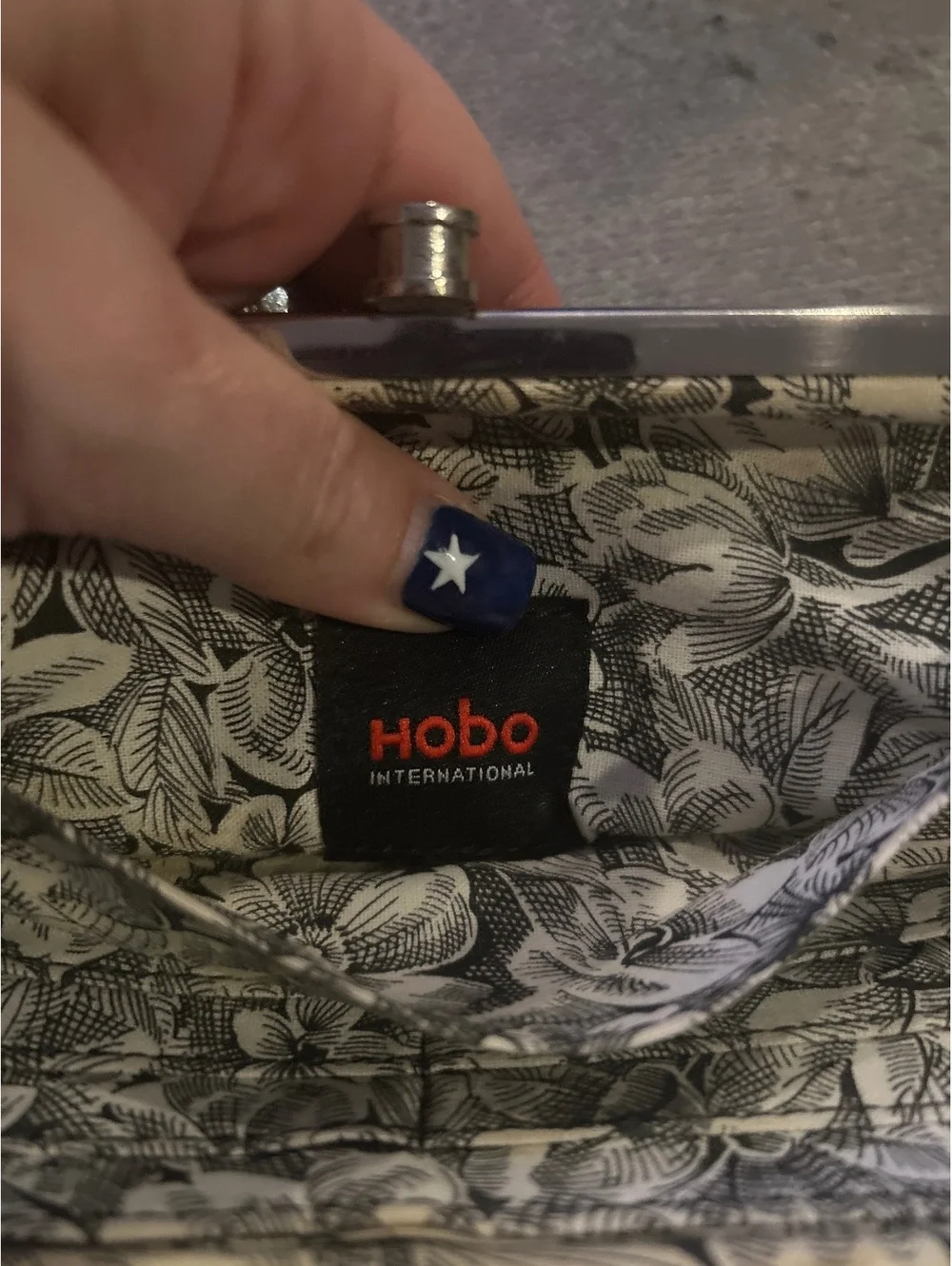 HOBO International Black Leather Frame Clutch Wallet Kiss Lock
